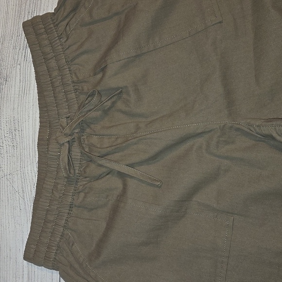 PacSun Kendall & Kylie Canvas Pull-On Cargo Pants Olive Green Size S NWOT - Picture 3 of 13